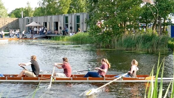 Houses & Societies Race (Huizen & Disputenrace) by Thêta. Photo | Collin Wagenmakers