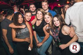 Met groep exchange studenten in club Rouge, Montréal.