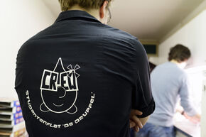 Aanschuiven bij De Druppel. Foto | Bart van Overbeeke Aanschuiven bij De Druppel. Foto | Bart van Overbeeke