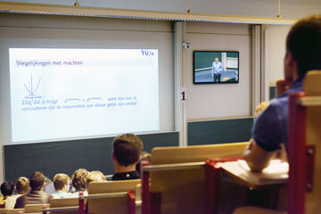 Colleges worden vaker doorgelust. Foto | Bart van Overbeeke