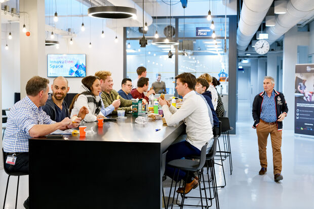 Cents and percentages in new university collective agreement