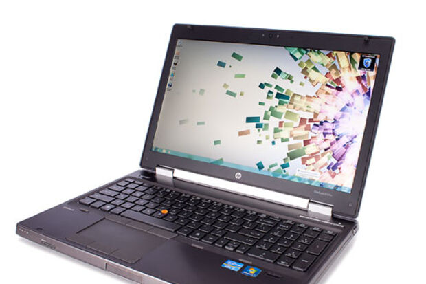 Notebook and campus card for 1,250 first-year students