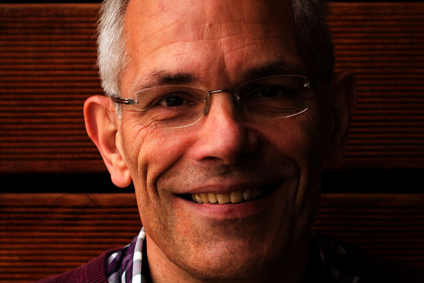 Onno Boxma receives royal decoration as binding force in the field of Dutch math