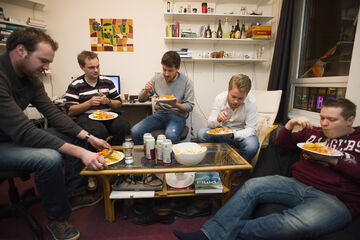Aanschuiven bij het Bachushuis. Foto | Rien Meulman