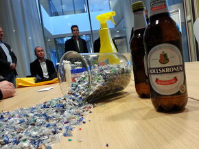 Ioniqa maakt grondstoffen voor plastic producten.