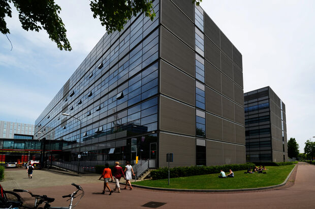 Puzzling burglary at Helix