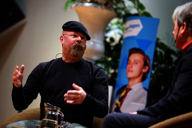 Mythbuster Hyneman: "Zorg voor een breed fundament"