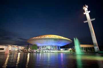 Killerdemonstraties en wetenschapsshow in Evoluon