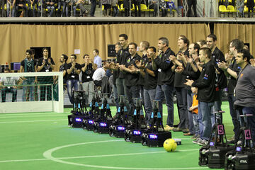 Team Tech United op de RoboCup in 2013.