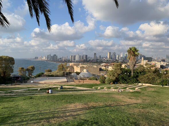 Uitzicht over Tel Aviv vanuit Abrasha Park, Old Jaffa. Foto | Mark Legters