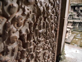 Graveerwerk in Angkor.