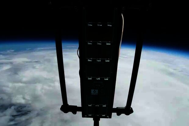 Aster test eerste satelliet in “near-space”