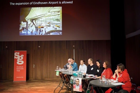 Local politicians debating. Photo | Bart van Overbeeke