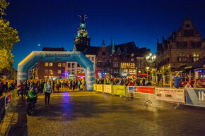 Bij de start op de Grote Markt in Nijmegen. Foto | Tom Hessels