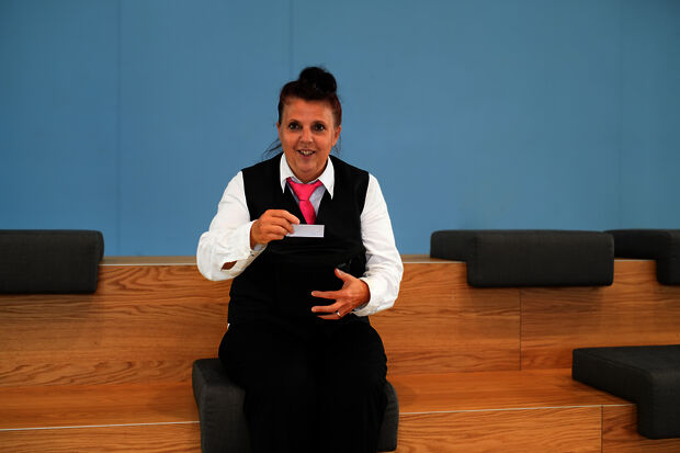 Anneke van Rijswijk in the Hot Seat