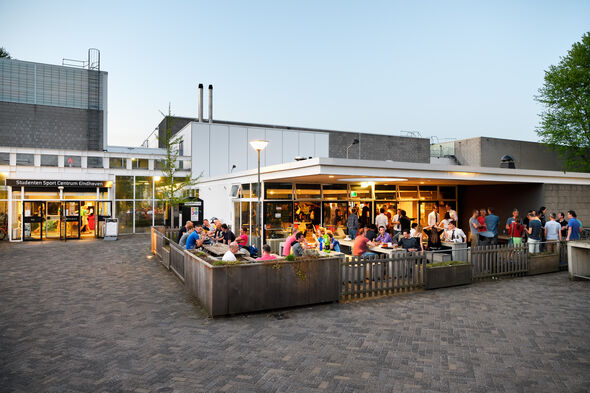 The Student Sports Center by night. Photo | Bart van Overbeeke