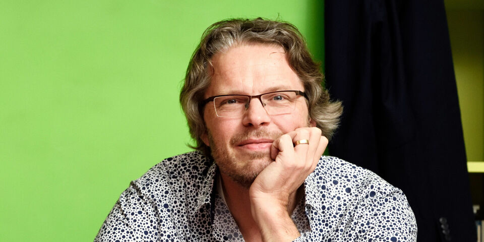 [Translate to English:] Remco van der Hofstad. Foto | Bart van Overbeeke