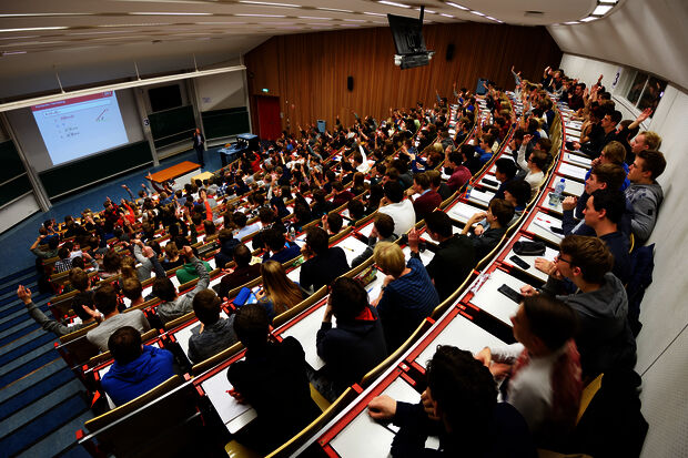Relaxations: packed lecture halls permitted once again