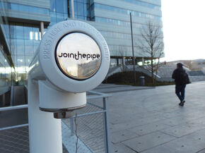Het nieuwe watertappunt bij Flux. Het nieuwe watertappunt bij Flux.