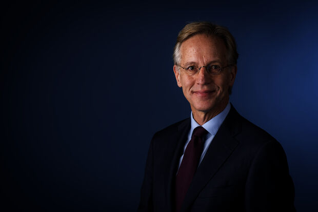 Minister Dijkgraaf allocates 200 million