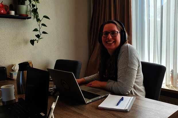 “Skypen met studenten als de baby slaapt”