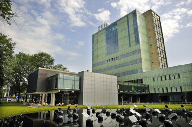 Jammed brake cause for small fire Vertigo