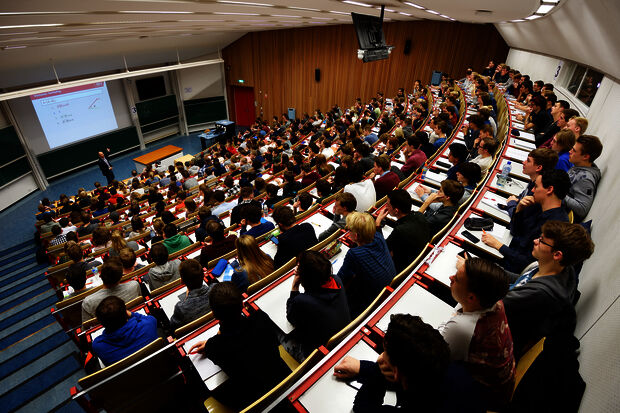 Crowded lecture halls given green light by government