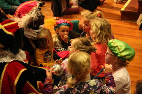 Sint aan de TU/e. Foto | Maarten van Helden