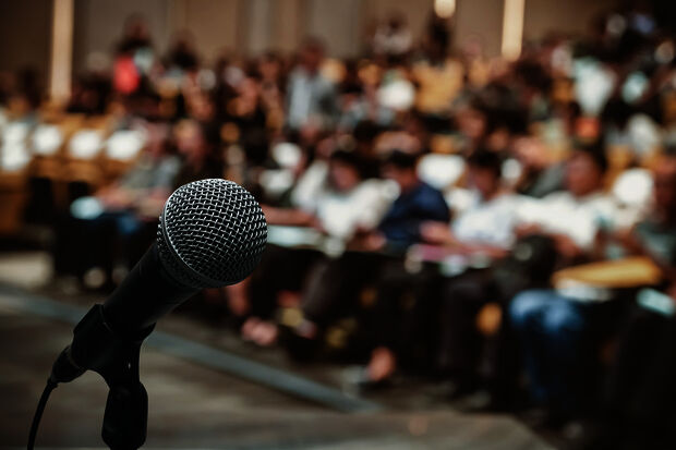 Invitation to share thoughts and ideas on education and research in 2040