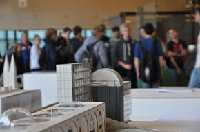 DDW | Leerlingen van Technasium Eckart College bezoeken Vertigo.