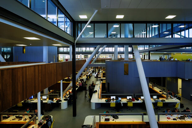Exam week crowds at MetaForum tackled