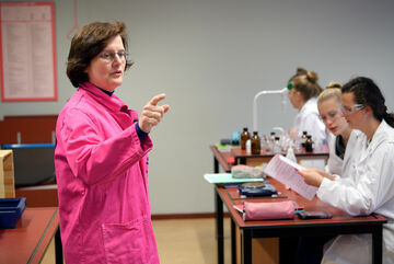 Wendy Sanders op het Heerbeeck College. Foto | Bart van Overbeeke