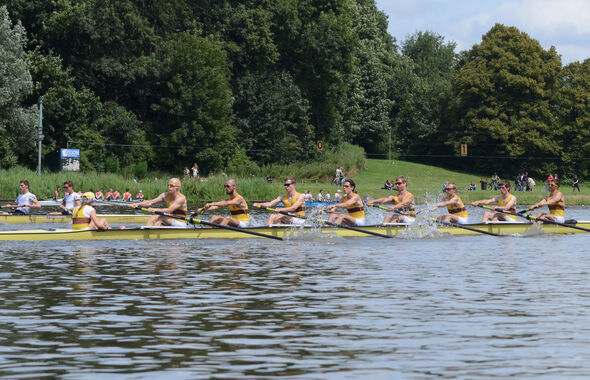 De lichte acht in actie.