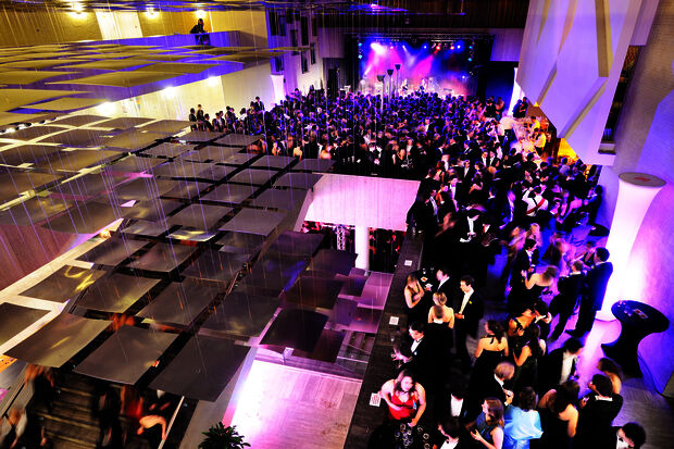 TU/e closes lustrum year with student ball