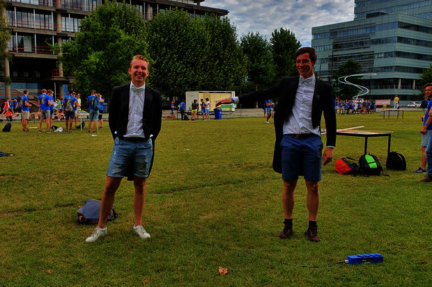 Intro 2020 | Let’s hear it for the suits