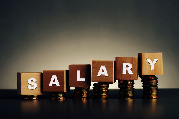 Pay rise in new university collective agreement