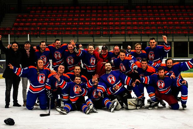 Ongeslagen Icehawks pakken kampioenstitel