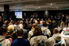 Veel belangstelling voor STORMs designpresentatie. Foto | Gerben van der Velden