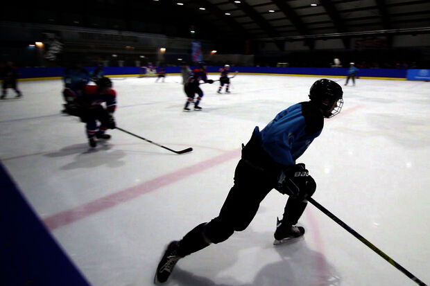 'Aken' voor Icehawks meer warm bad dan koude douche