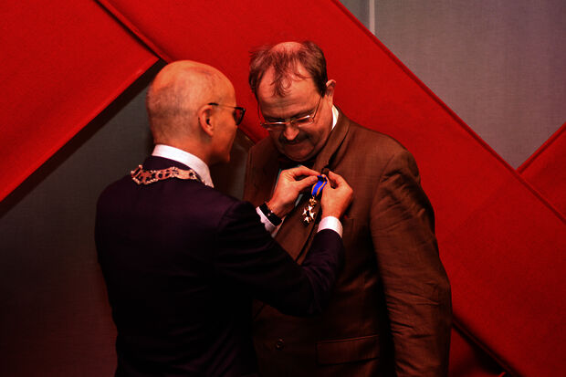 Koninklijke onderscheiding voor oud-directeur Eurandom