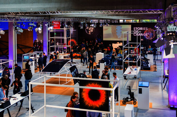 DDW on Strijp-T: Enough room for a bed, racing car and conversations