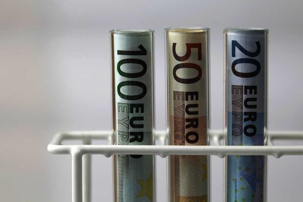 Iets meer geld naar research & development