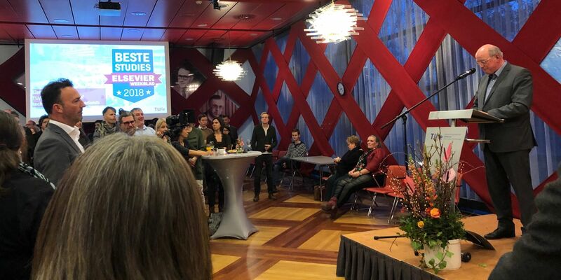 Collegevoorzitter Jan Mengelers houdt zijn laatste nieuwjaarsspeech. Foto | Brigit Span