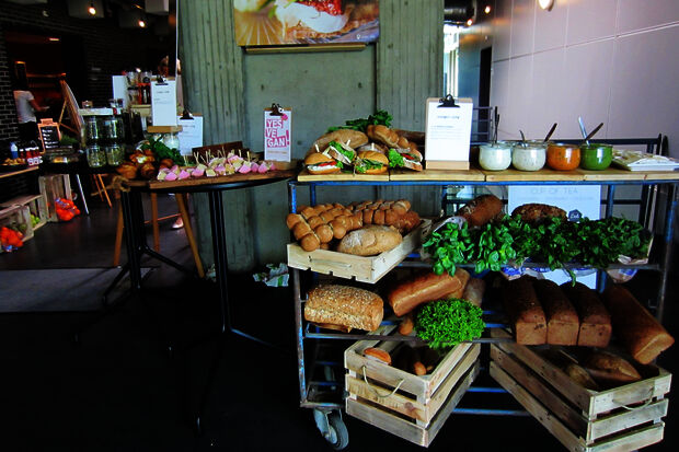 After eight years with Eurest, TU/e teams up with two new caterers
