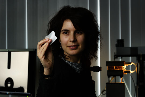 Cotton with special coating collects water from fogs in desert 