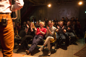 Volle zaal in het Gaslab. Foto | Joep Elderman Volle zaal in het Gaslab. Foto | Joep Elderman