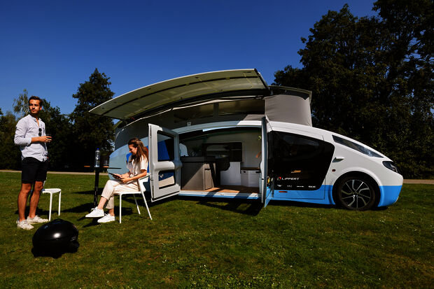 SHOW makes living and driving hypermodern