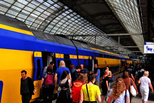 Keeping students out of rush hour does not make for a cheaper public transport costs