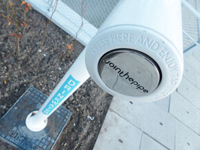 Het nieuwe watertappunt bij Flux. Het nieuwe watertappunt bij Flux.