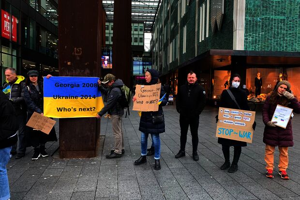 Ukrainian protesters in Eindhoven show their solidarity